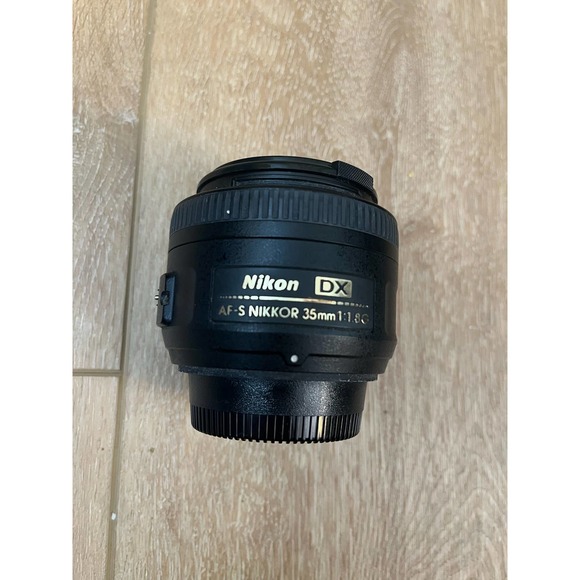 Nikon Lens - Picture 1 of 4